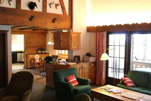 Charming Social Living Chalet photo 2