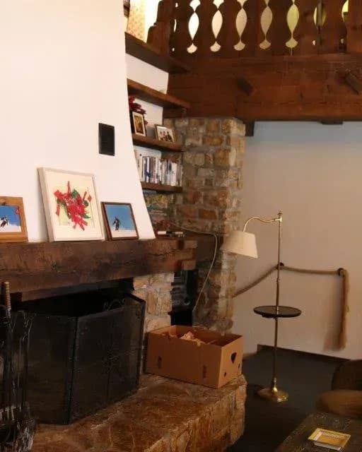 Charming Social Living Chalet photo 5